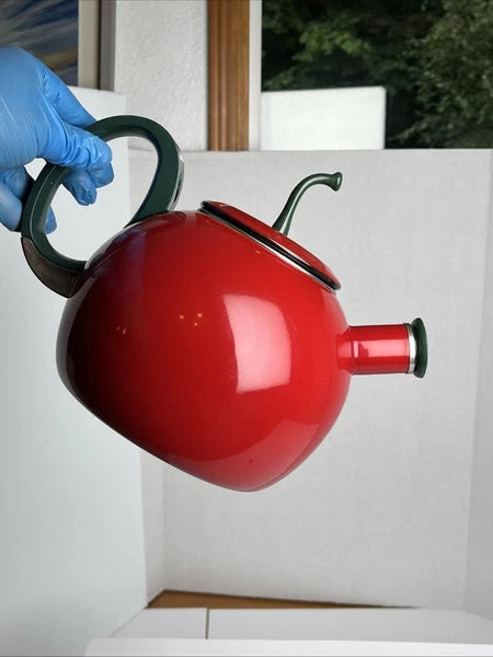 COPCO Red Apple Enamel Teapot Kettle Coffee Pot Kettle 2.5 Qt - Vintage