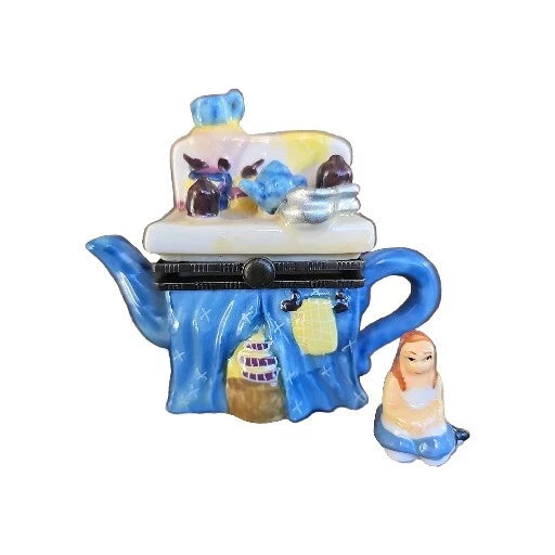 VINTAGE STOVE TEAPOT TRINKET BOX CERAMIC With Surprise Inside