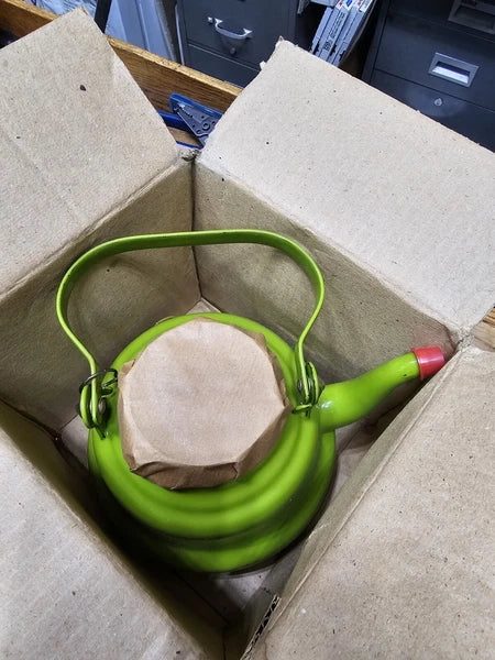 NEW! Teapot COUSANCES BRIGHT GREEN Similar To Le Creuset MULT-USE QUALITY Mint
