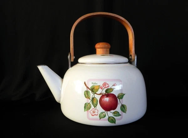 Vintage HIMARK Kitchen Concepts MALUS APPLES Enameled Tea Kettle Pot