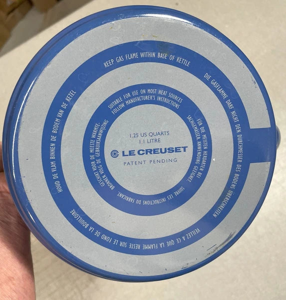 La Creuset Teapot 1-1/4 Qt. Blue Enamel