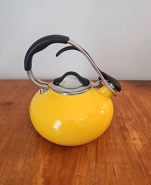 Chantal Enamel 1.8 Quart Whistling Tea Pot Kettle Livestrong Yellow Loop